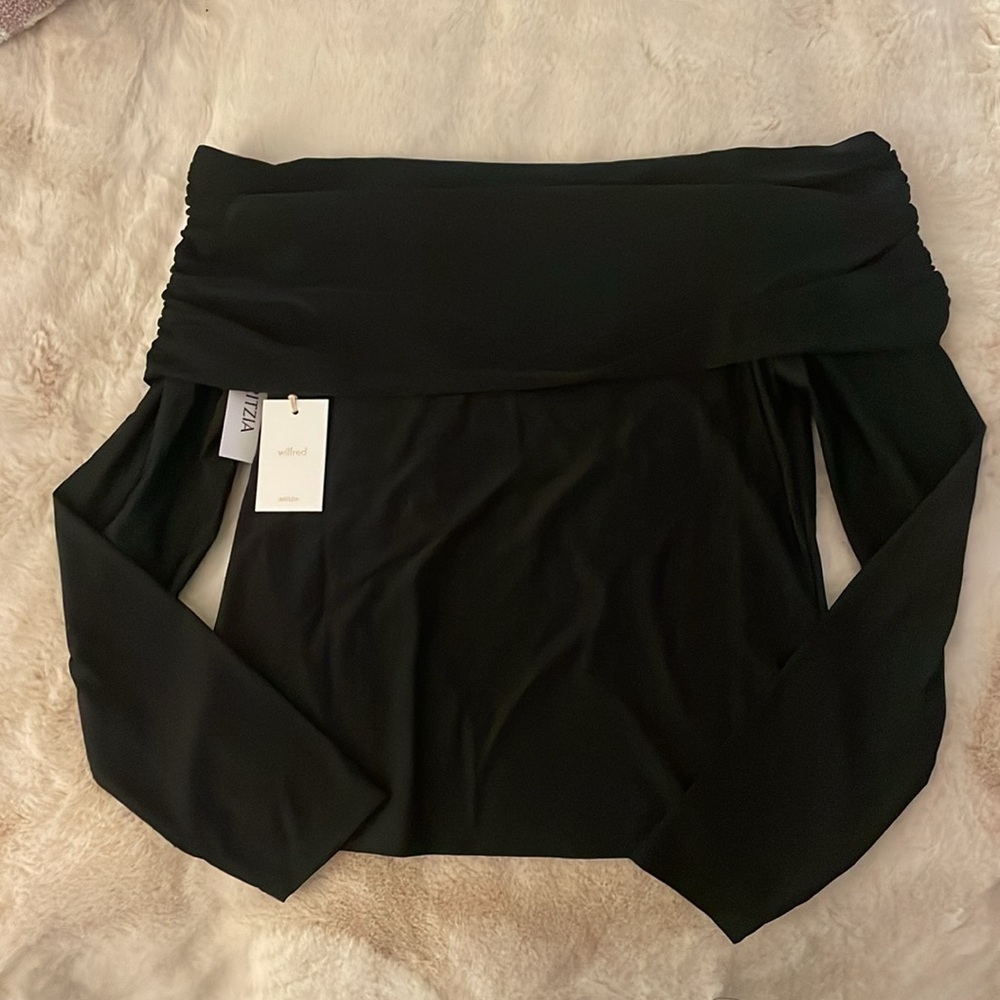 NWT - Aritzia Wilfred off the shoulder top